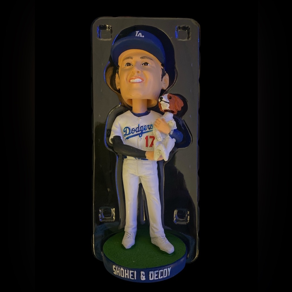 LOS ÁNGELES DODGERS SHOHEI & DECOY BOBBLEHEAD
